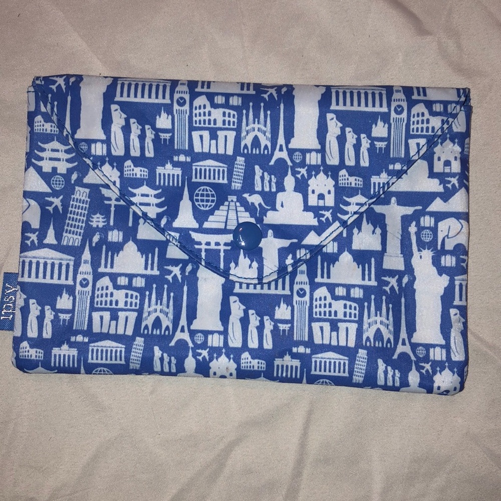 Ipsy Makeup Bag